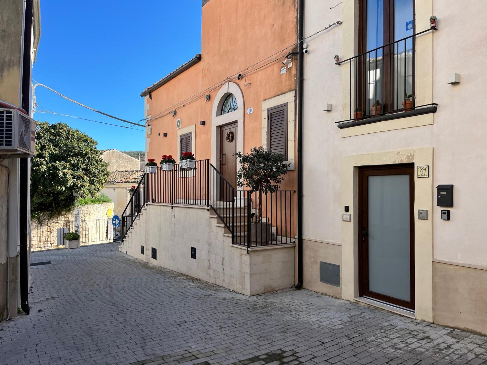 Casagio' Villa Ragusa Buitenkant foto